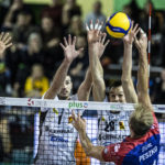 Broń podejmie Czarne Koszule