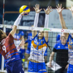 Trwa montaż lodowiska