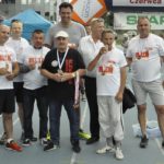 Kolorowe rozpoczęcie wakacji w kratkę